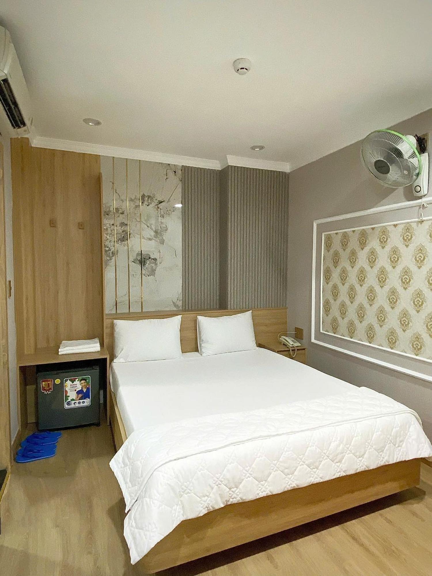 Thanh Binh Premium Hotel Bandar Ho Chi Minh Luaran gambar