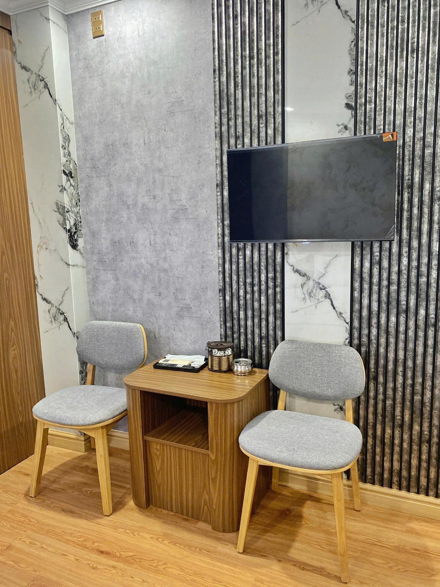 Thanh Binh Premium Hotel Bandar Ho Chi Minh Luaran gambar