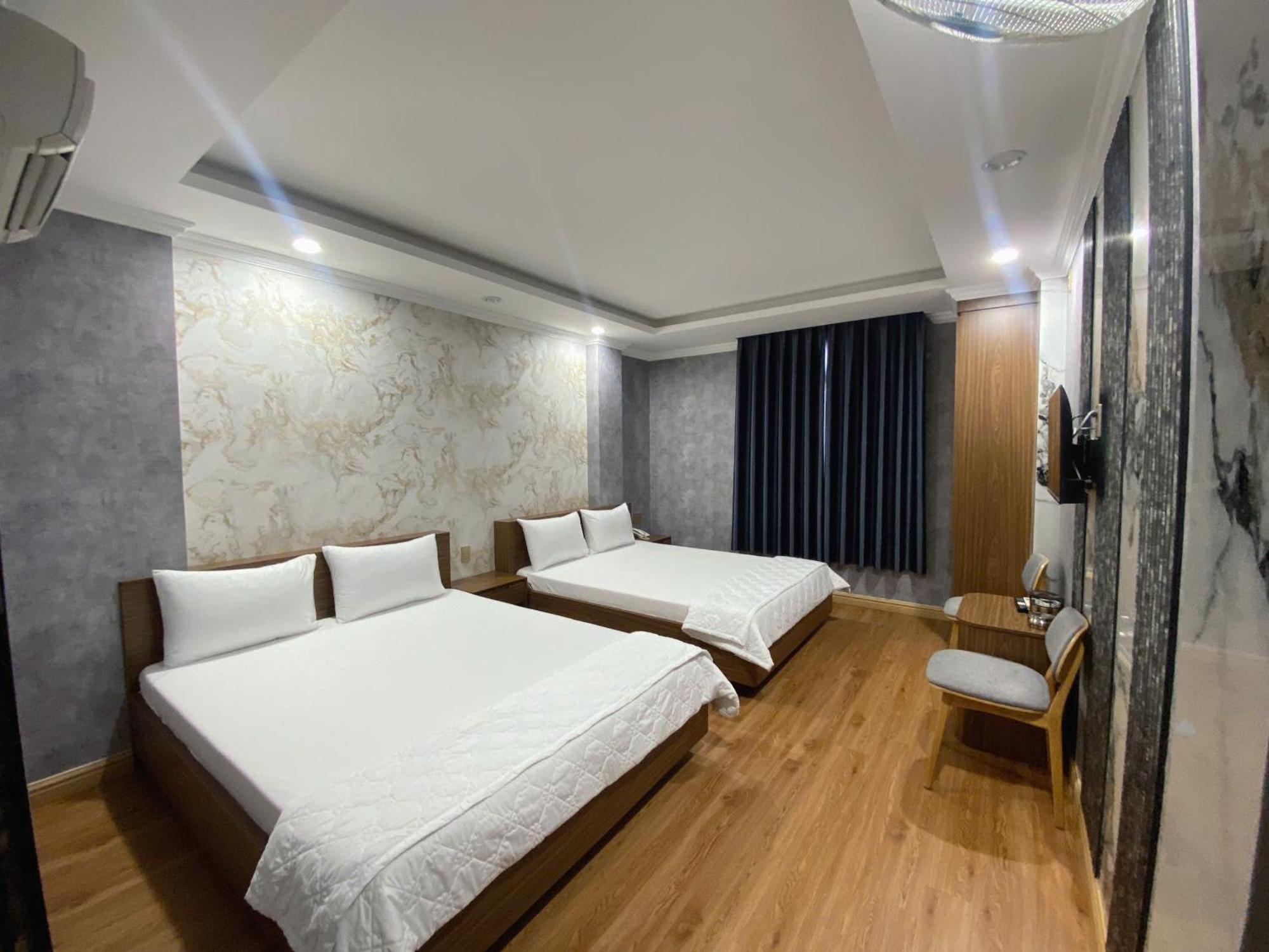 Thanh Binh Premium Hotel Bandar Ho Chi Minh Luaran gambar